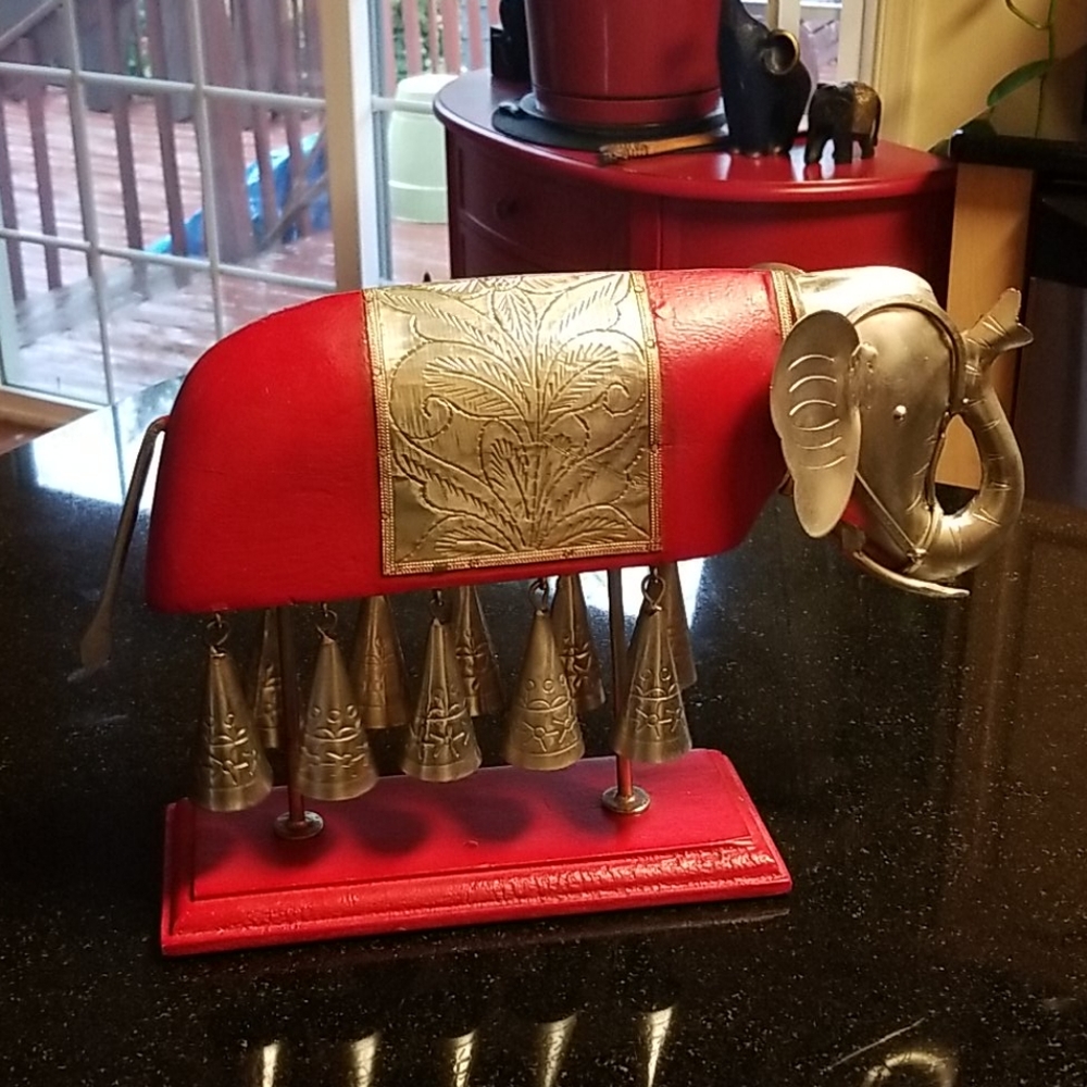 Elephant Decor - Picture 4 of 16